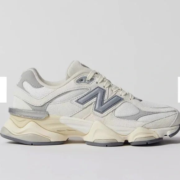New Balance 9060 - Picture 2 of 10